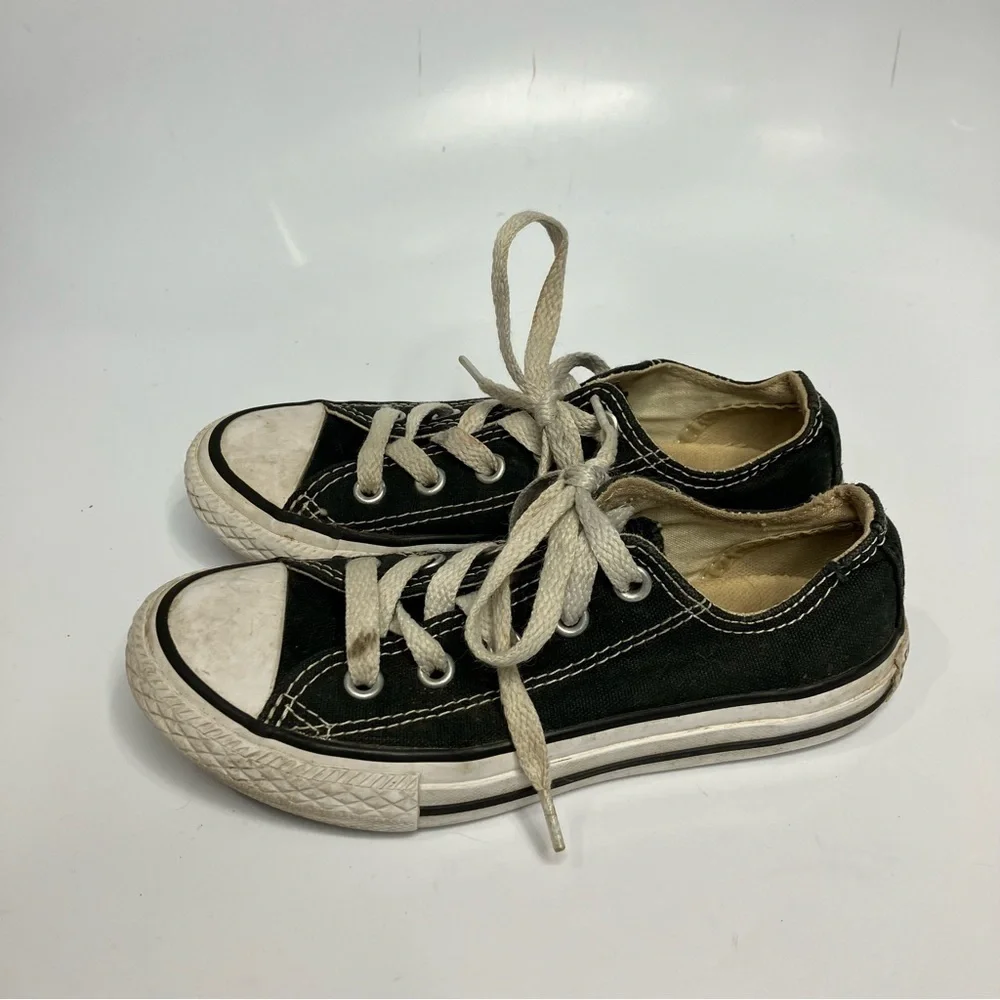 Converse sneakers black lace up low‎ top size 12